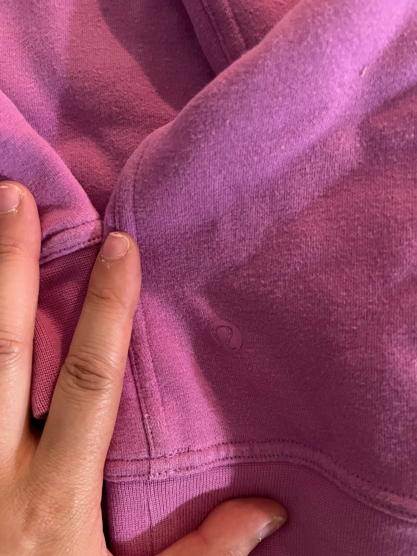 Seller #28 - Women's Pink LuLuLemon Size 10 Hoodie - GUC