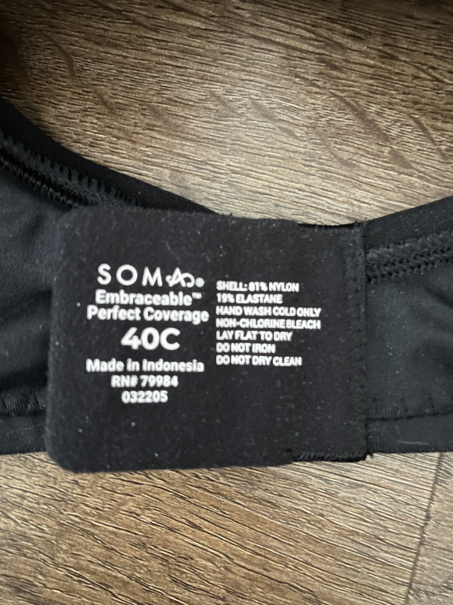 #124 NWT Soma Embraceable Perfect Coverage Black Women's Bra Size 40C