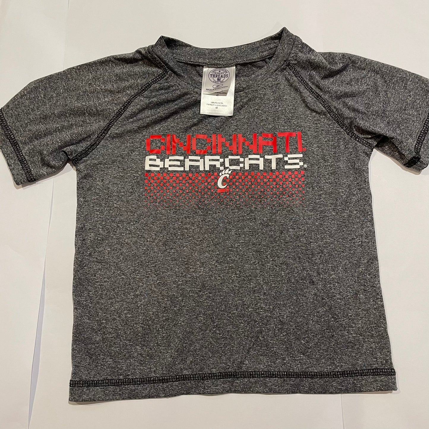 #126 Boys Cincinnati bearcats Gray SS Shirt 4T GUC