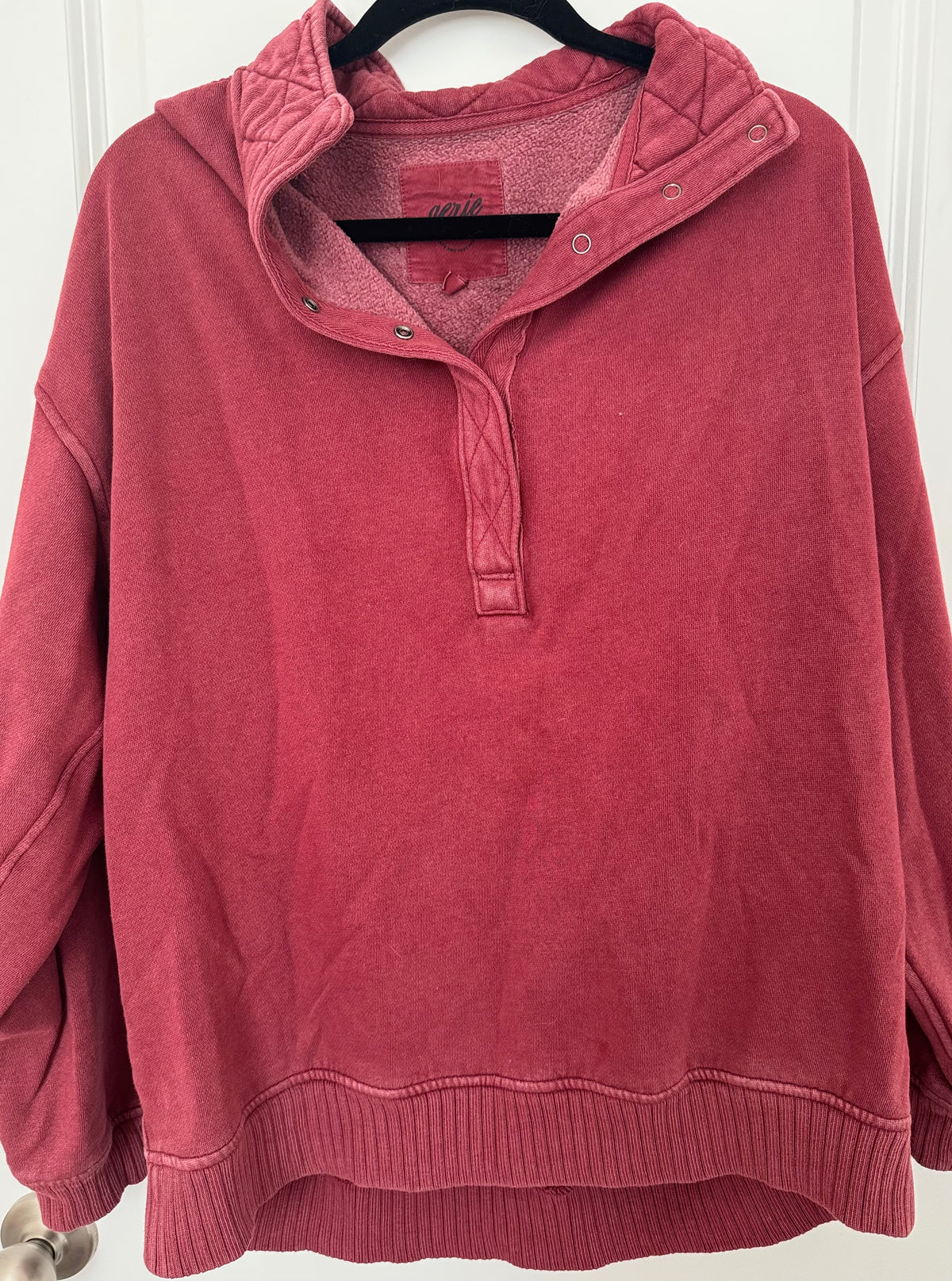 #107 Aerie Quarter Zip size S