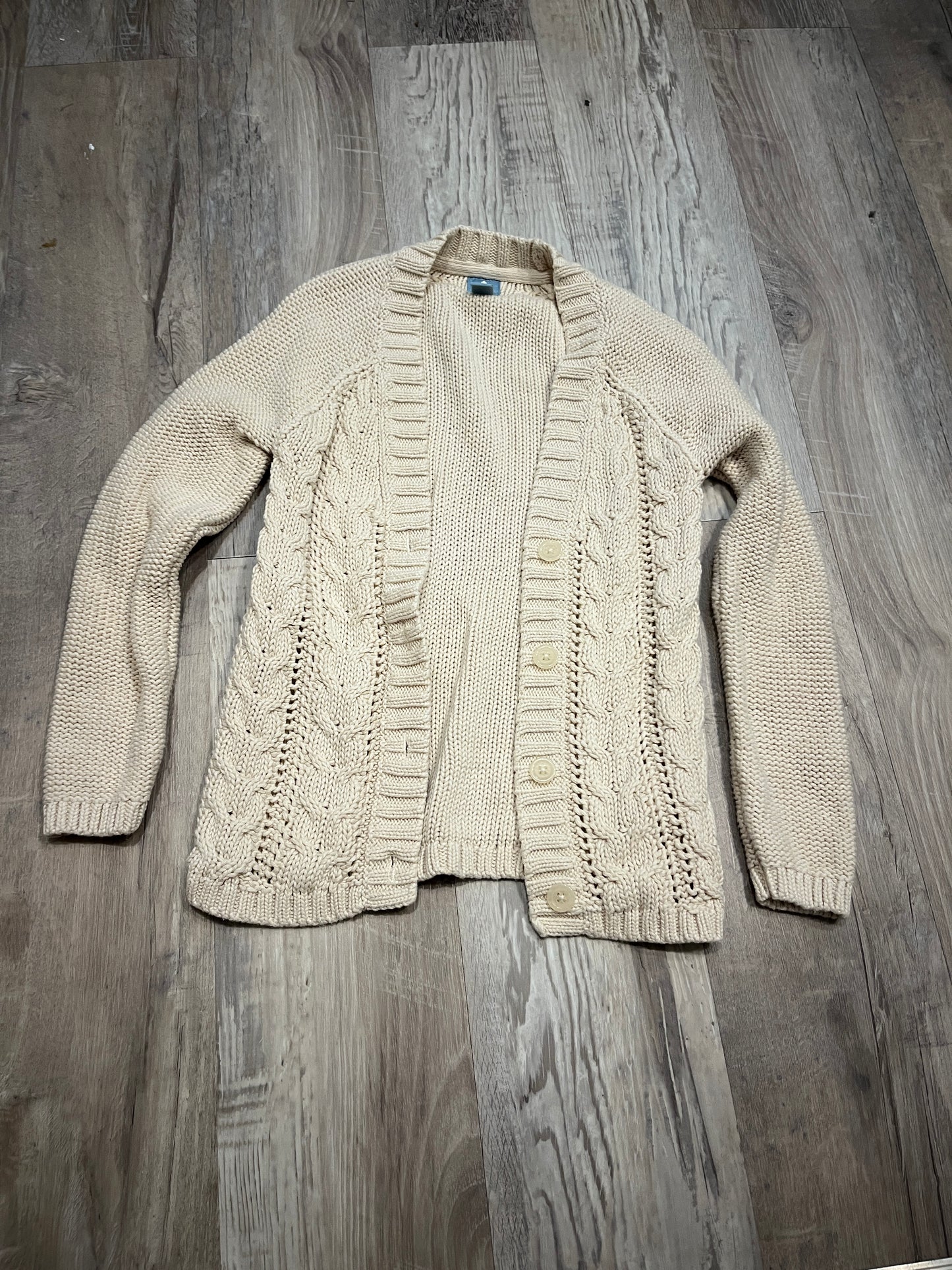 Seller #29 Girls 5 yrs Gap Kids Cream Cardigan