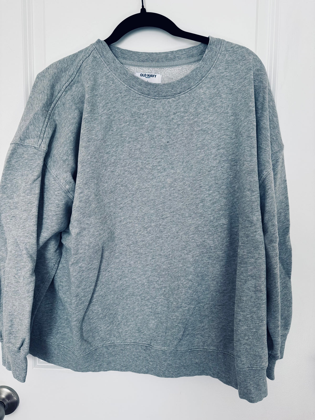 #107 Old Navy Basic Crewneck size M (set of 2)