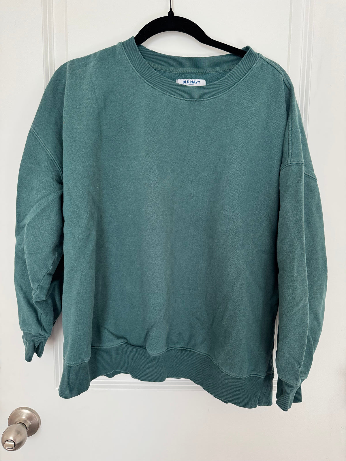 #107 Old Navy Basic Crewneck size M (set of 2)
