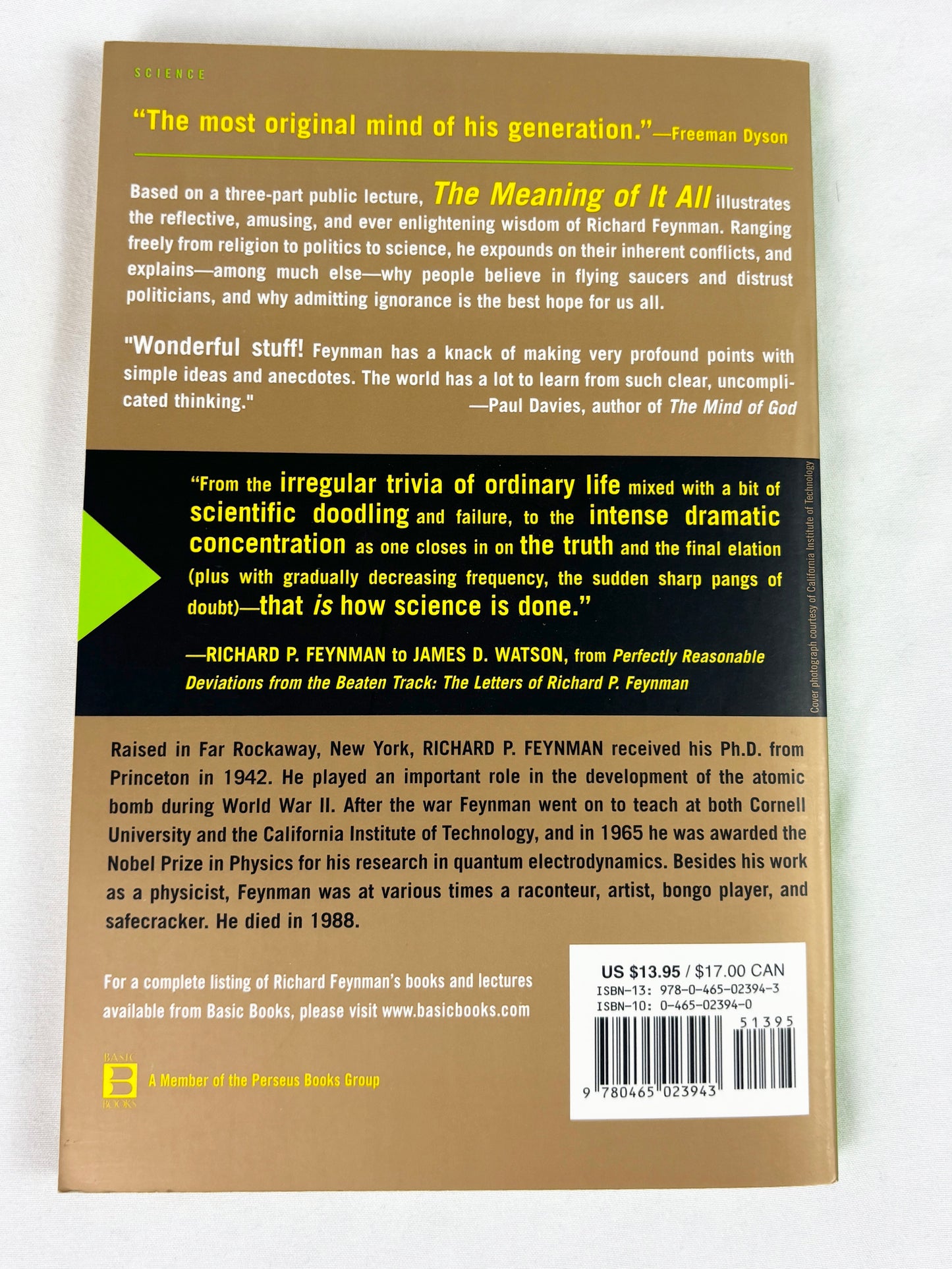 #14 The Meaning of It All: Thoughts of a Citizen Scientist Paperback book