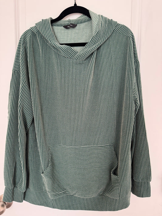 #107 Hoodie size M