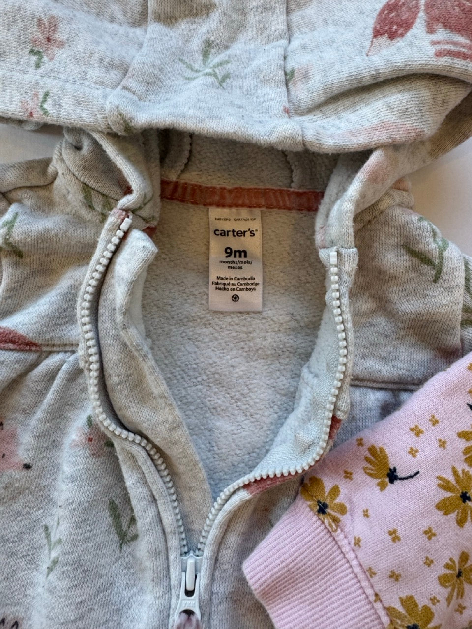 #190 REDUCED Carter's Bundle: 9m + 12m long sleeve rompers, fleece lined