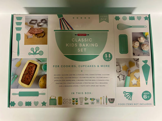 #70 New in box baking set