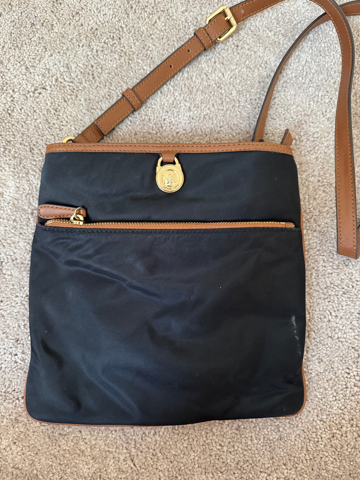 #107 Michael Kors Crossbody