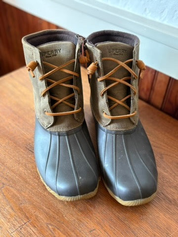 Seller 183 - Sperry Women's Boots- Size 10 - EUC