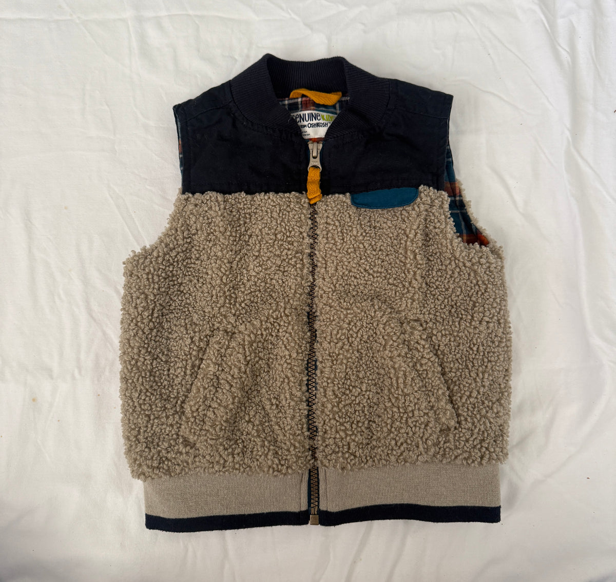 Seller # 19 OshKosh Vest Boys 2T