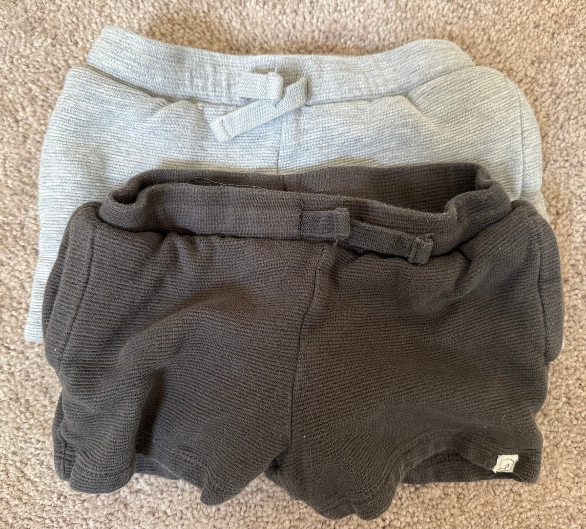 #107 Little Planet Shorts 3T (set of 2)