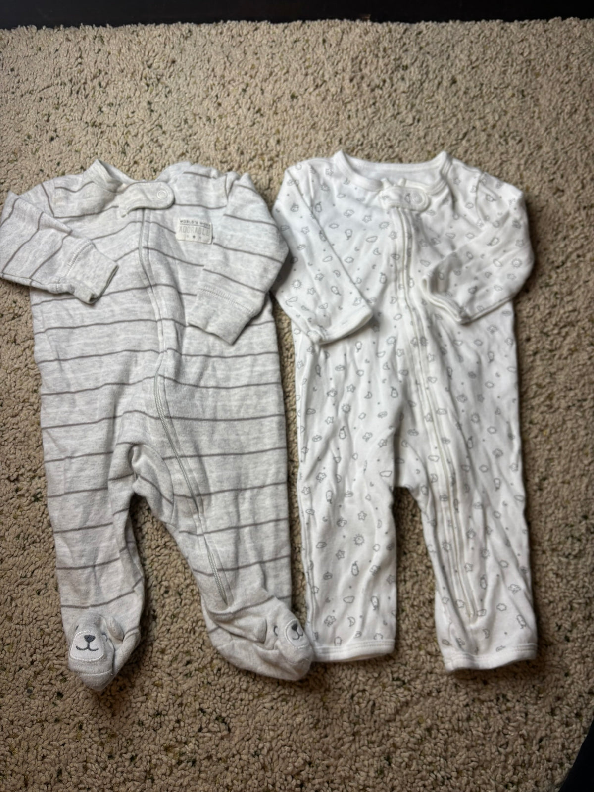 #90: Carter’s Sleeper Set – 3 Months (2 Pack)