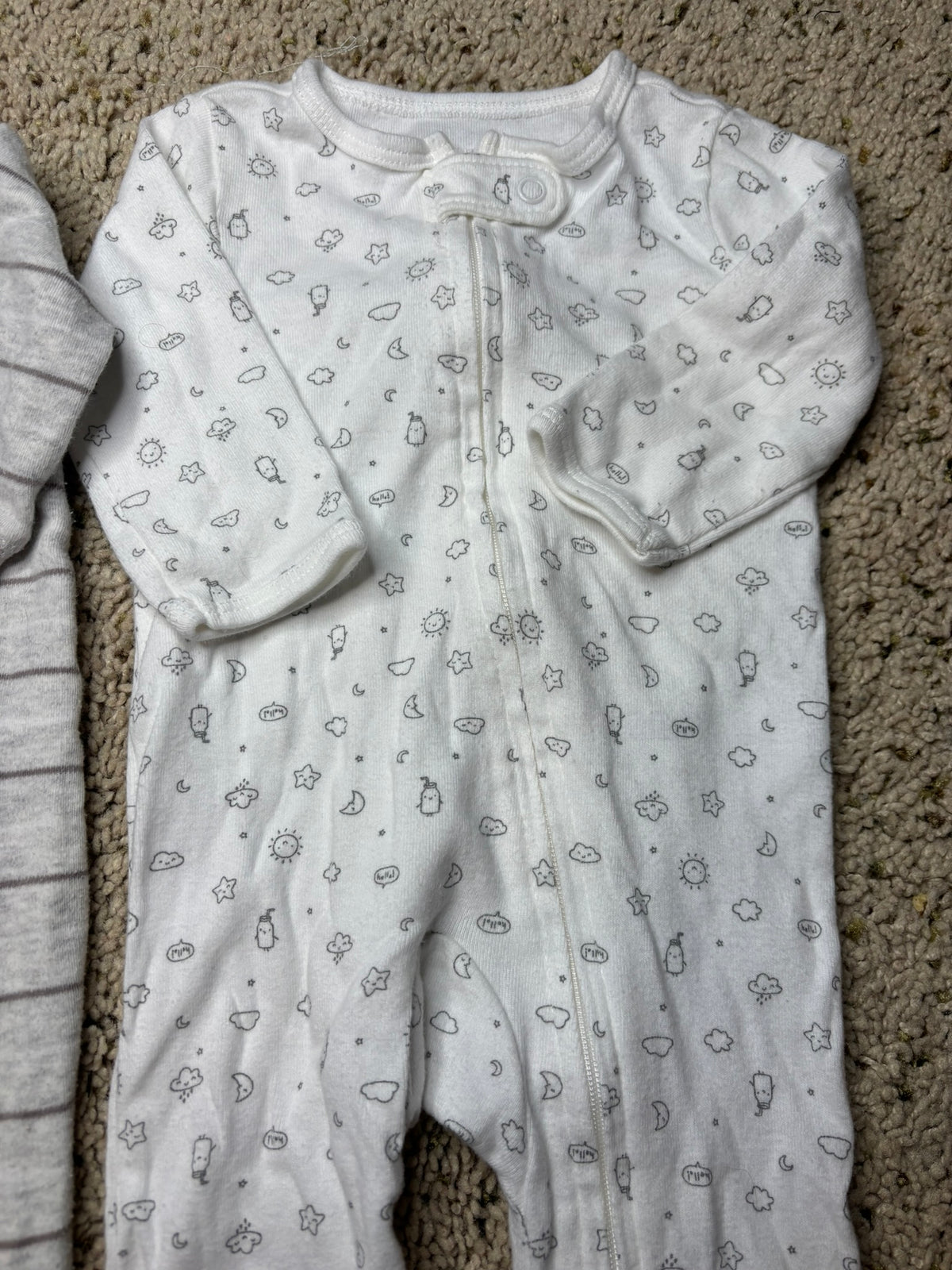 #90: Carter’s Sleeper Set – 3 Months (2 Pack)