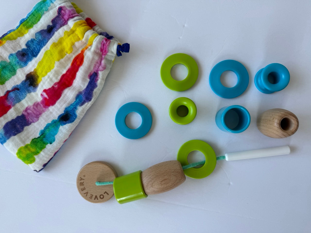 #190 REDUCED Lovevery Threadable Bead Kit and Drawstring Bag