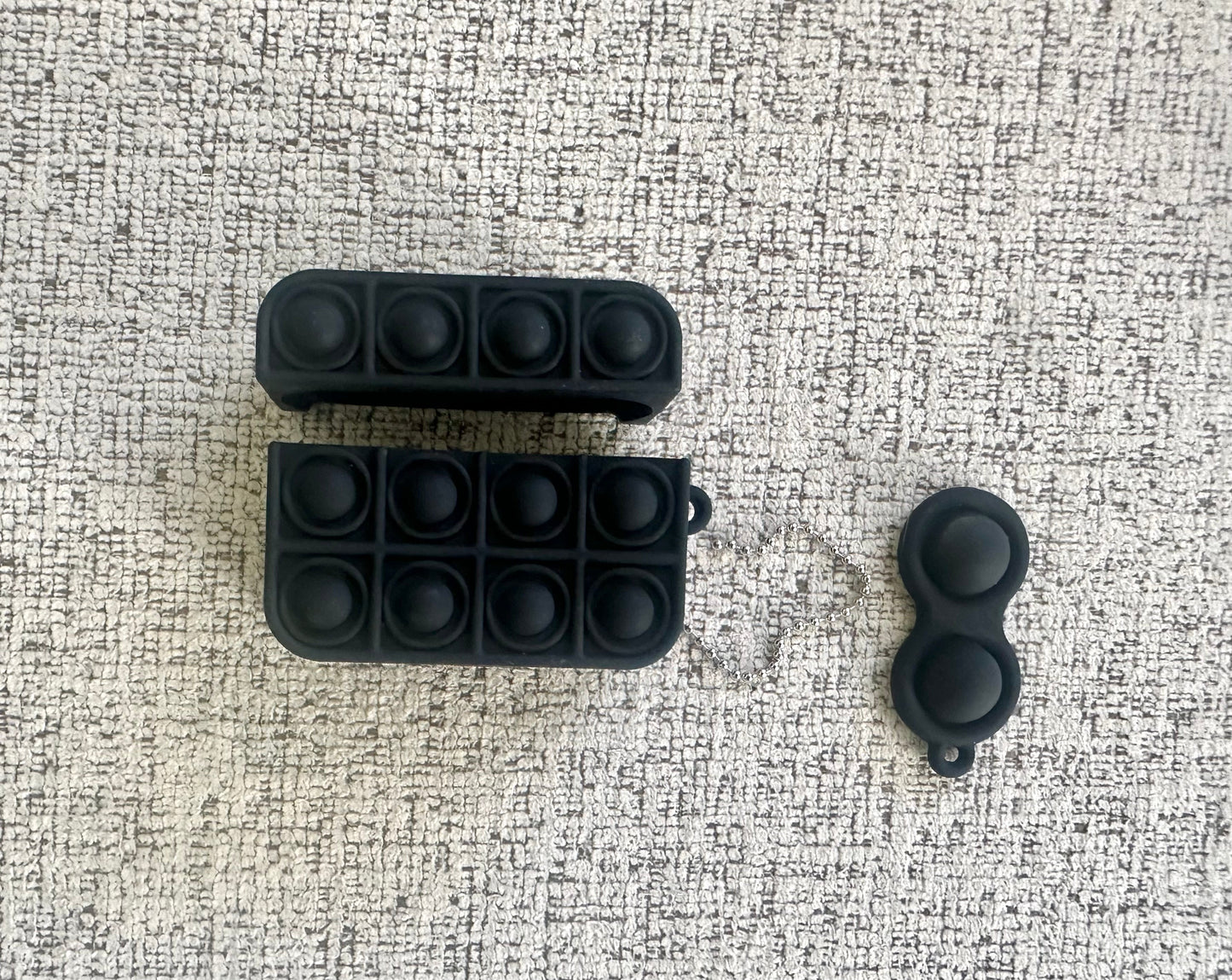 #77 New in Bag Poppit AirPod Pro Case