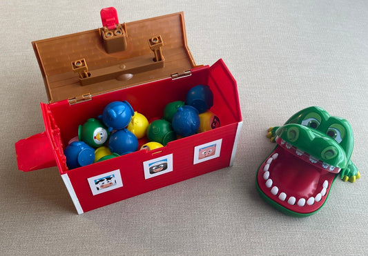 *REDUCED* Seller #12 | Toddler Game Bundle | Uno Moo and Crocodile Dentist Games