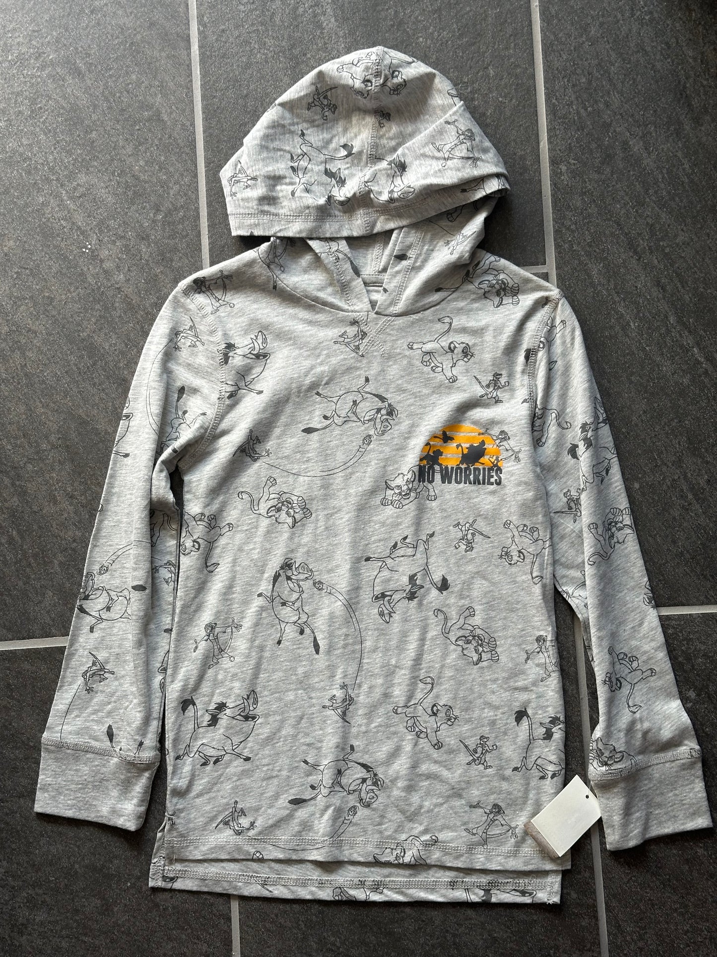 #95A NWT Lion King Hooded Shirt - size S (fits like 7/8)