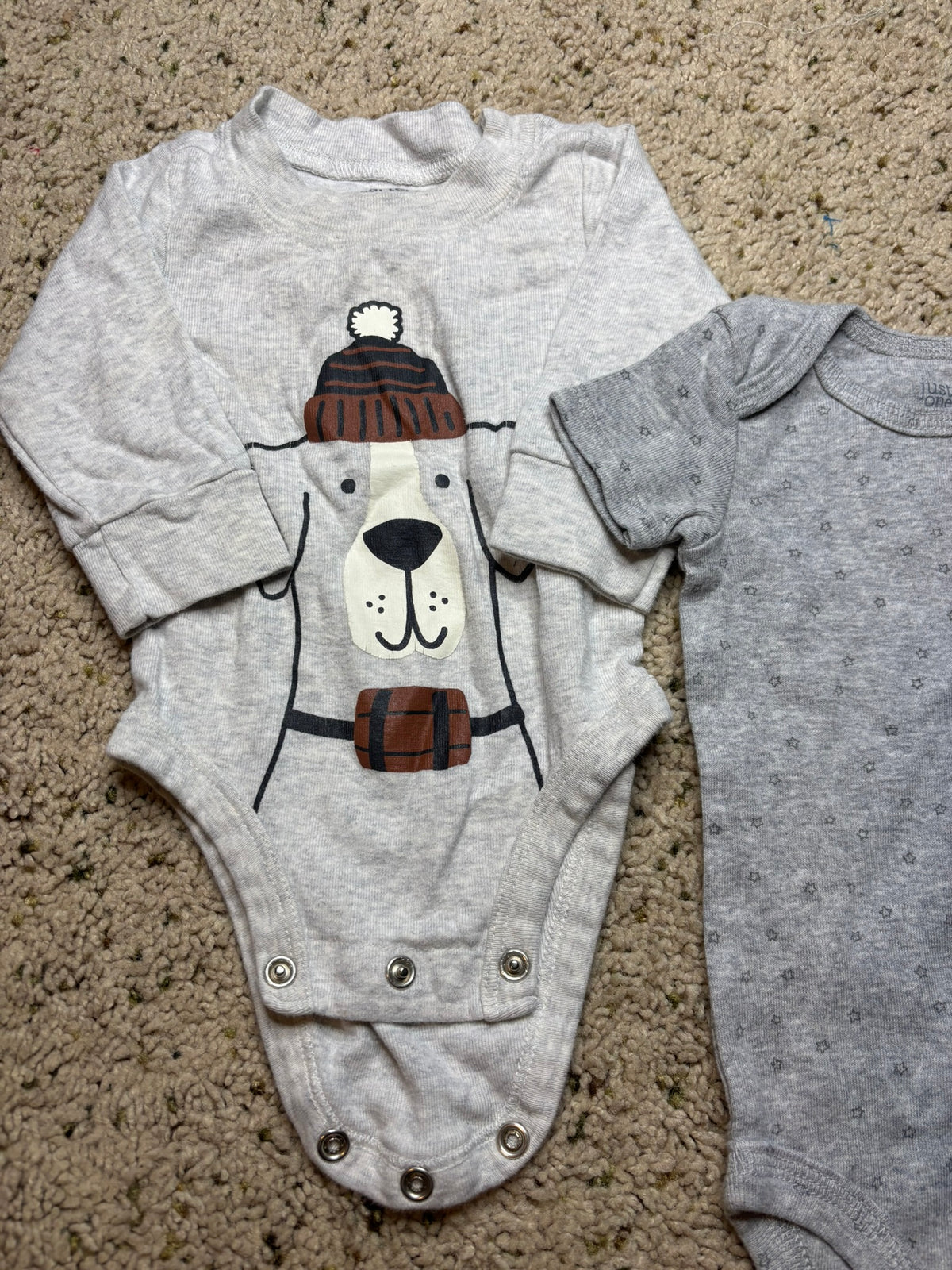 #90: Carter’s Onesies (2-Pack) – 3 Months