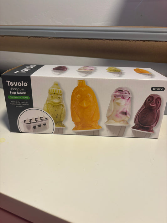#34 NEW Tovolo Penguin Molds