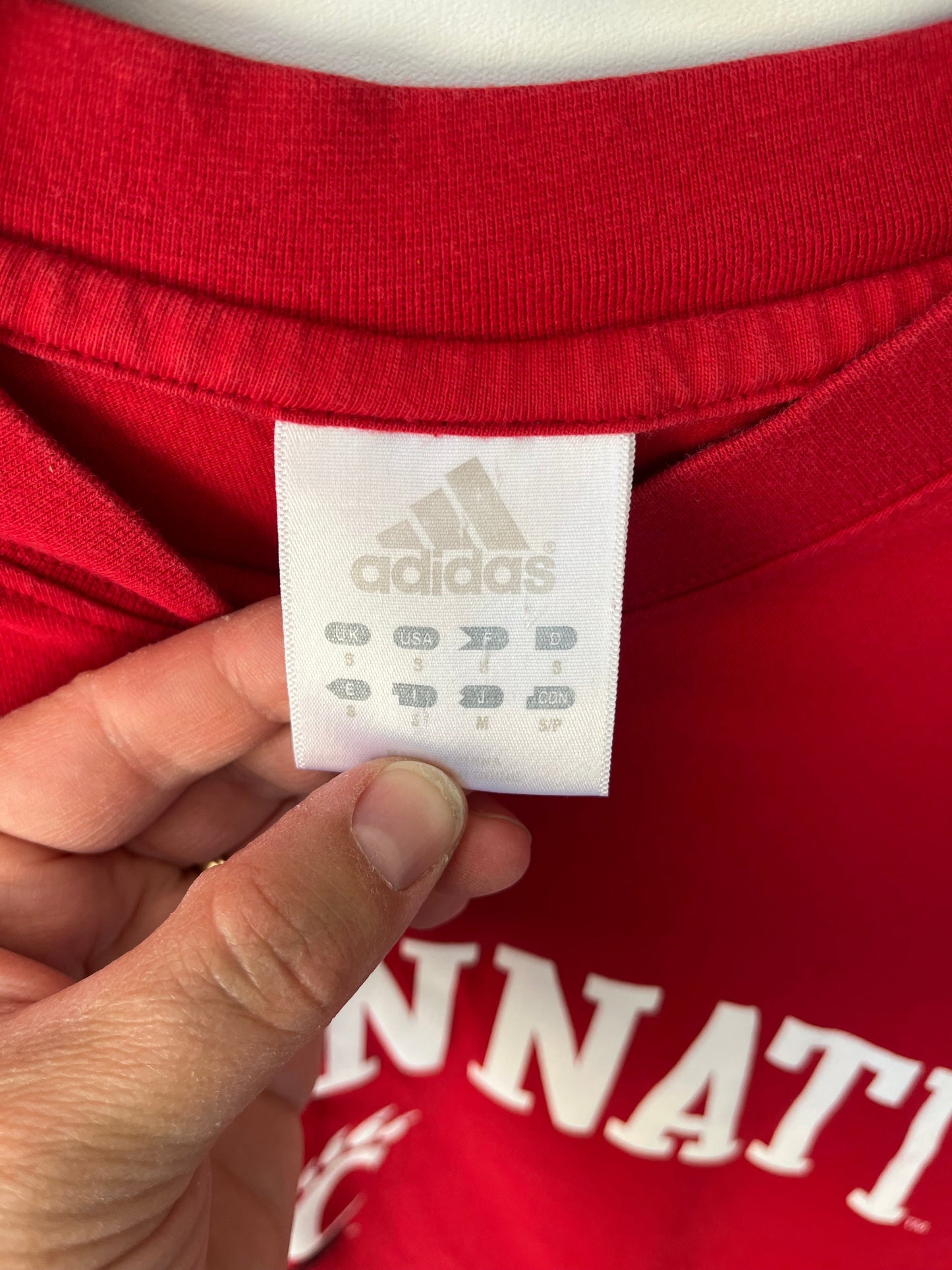 PPU  45241  Adidas UC Long Sleeve Red Shirt Mens Size Small