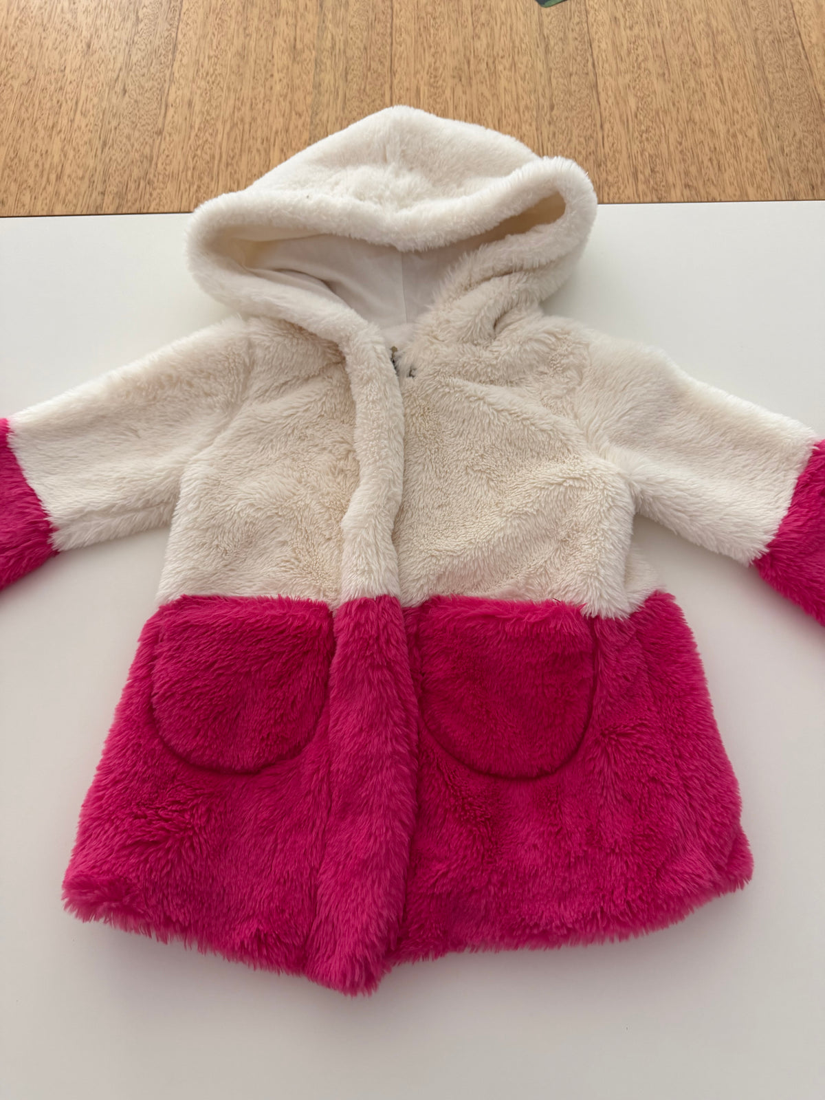 #117, Girls 2T, Tucker + Tate cream & pink fur coat, GUC
