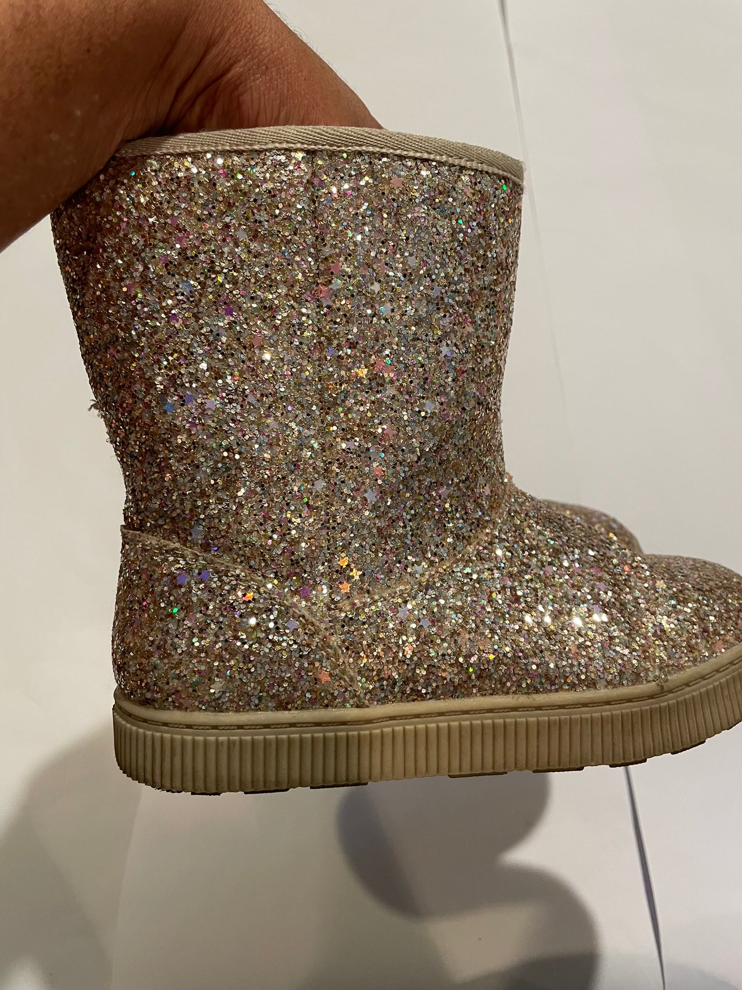 #126 Girls Cat & Jack sz 12 Sequin Boots EUC