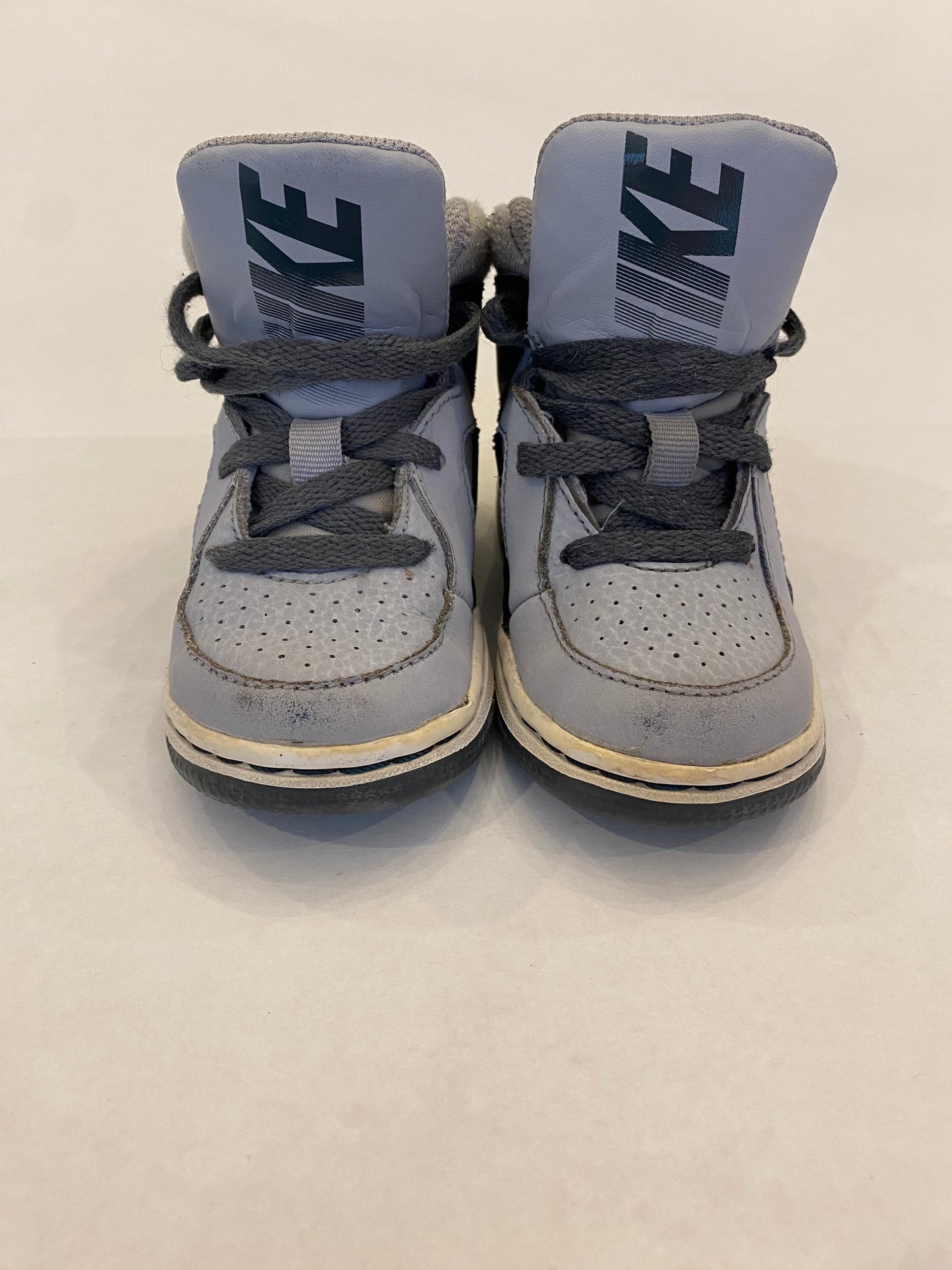 Boys 6T, Nike - hightops - gray/navy