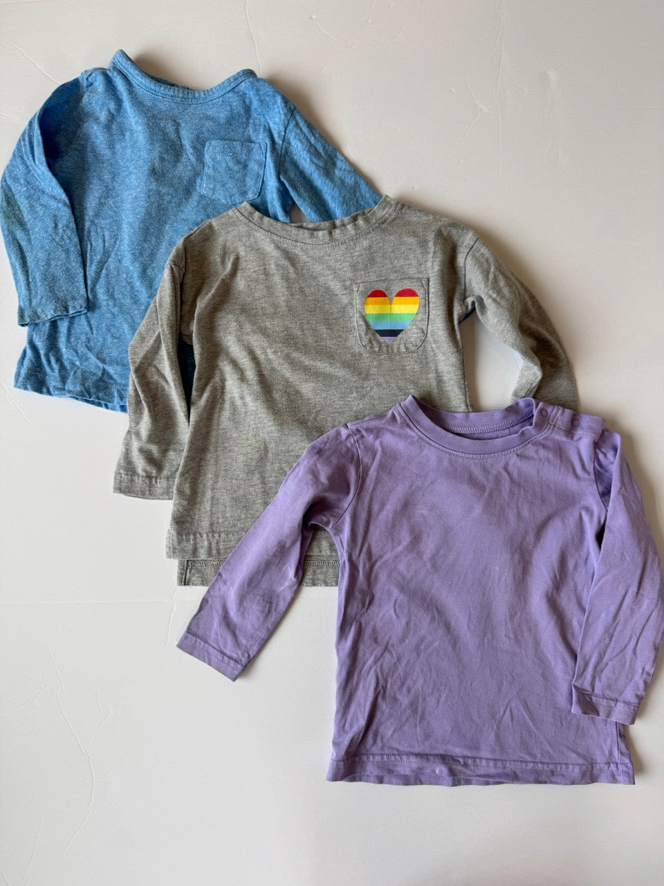 #190 REDUCED Primary Bundle: 12-18m Shirts + Size 1 Heart Shirt