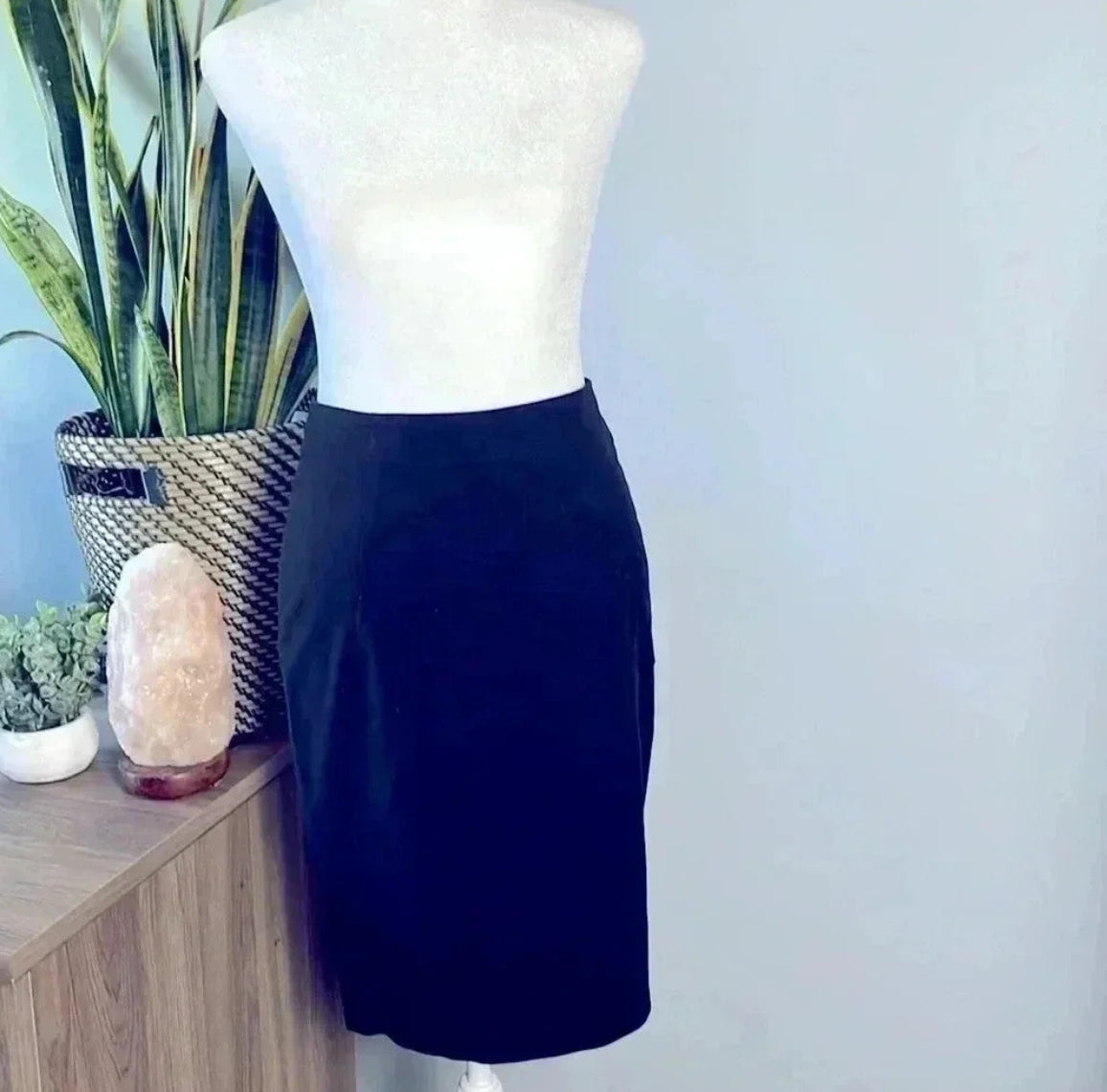 Seller #213 Zara Size 2 Black High Waist Pencil Skirt EUC