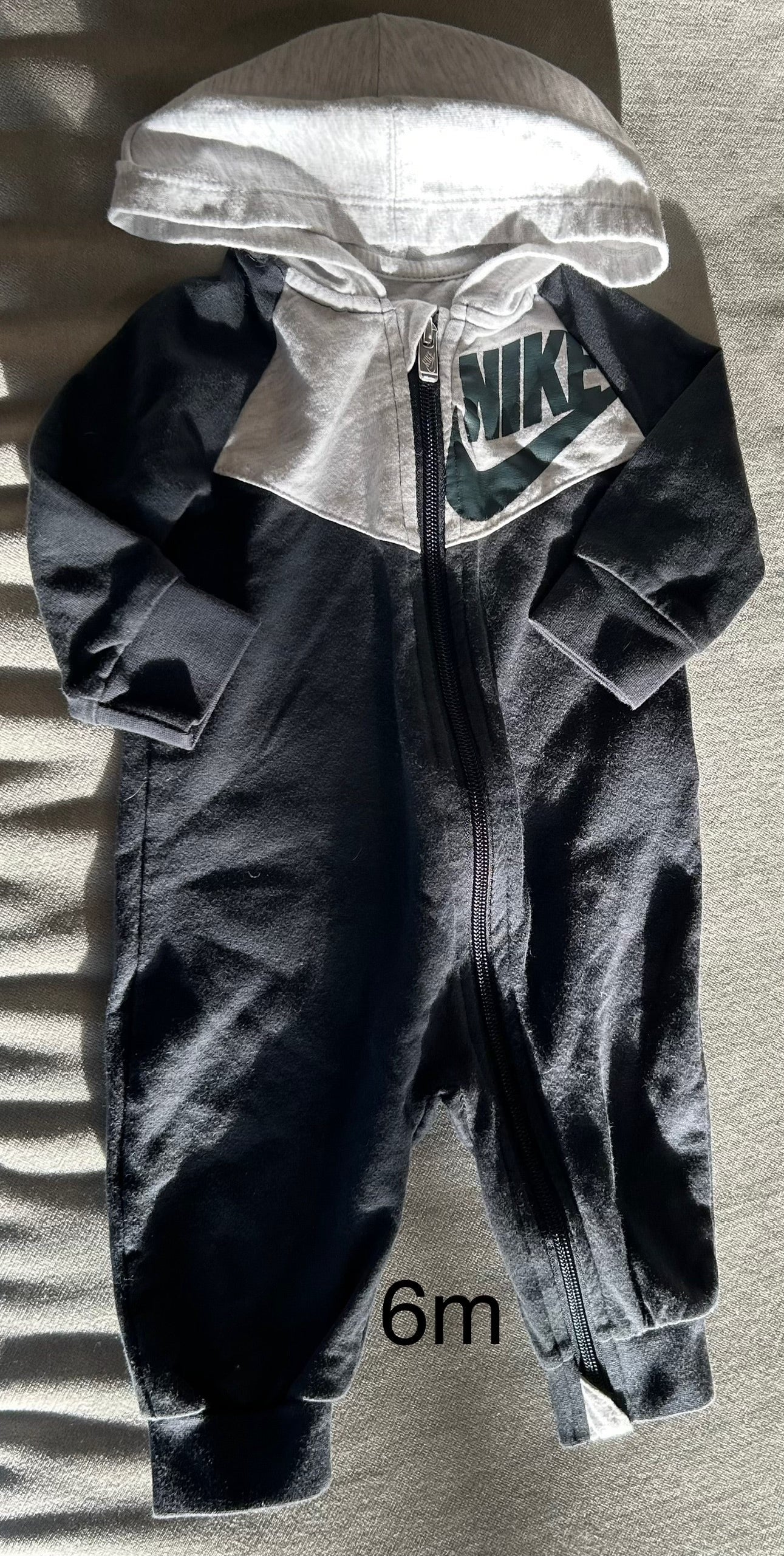 seller #62 Nike 6 month gray outfit