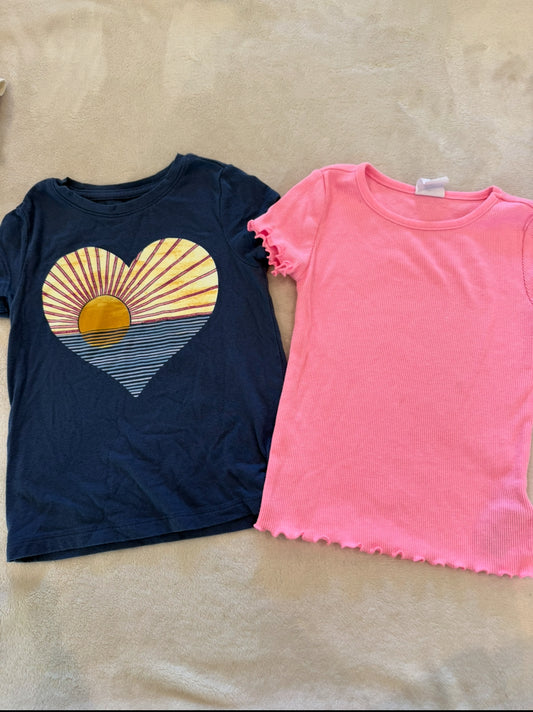 #46 Girls 4/5 xs gap shirts euc