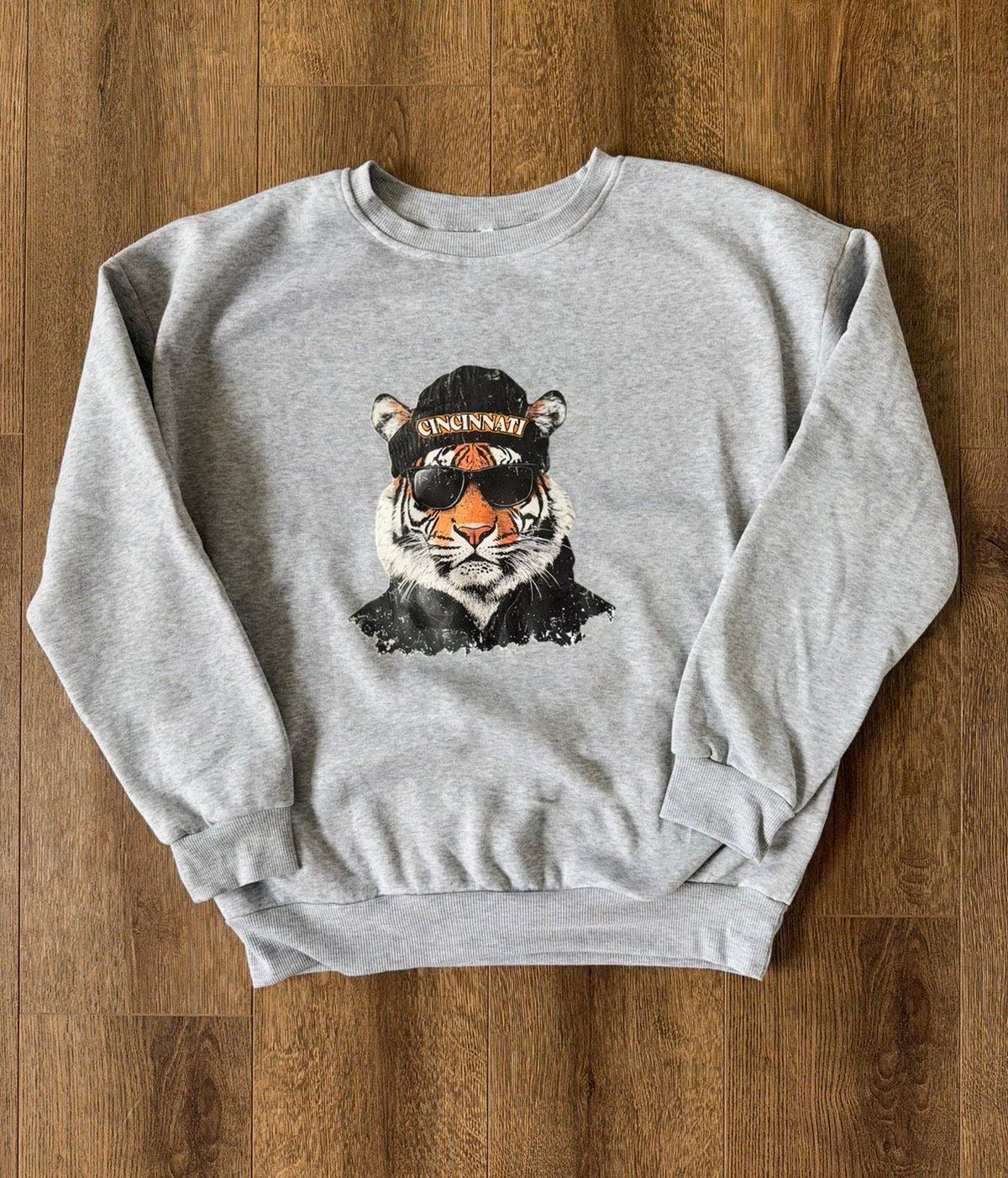 #173 - Women’s size M Cincinnati Bengals crewneck sweatshirt