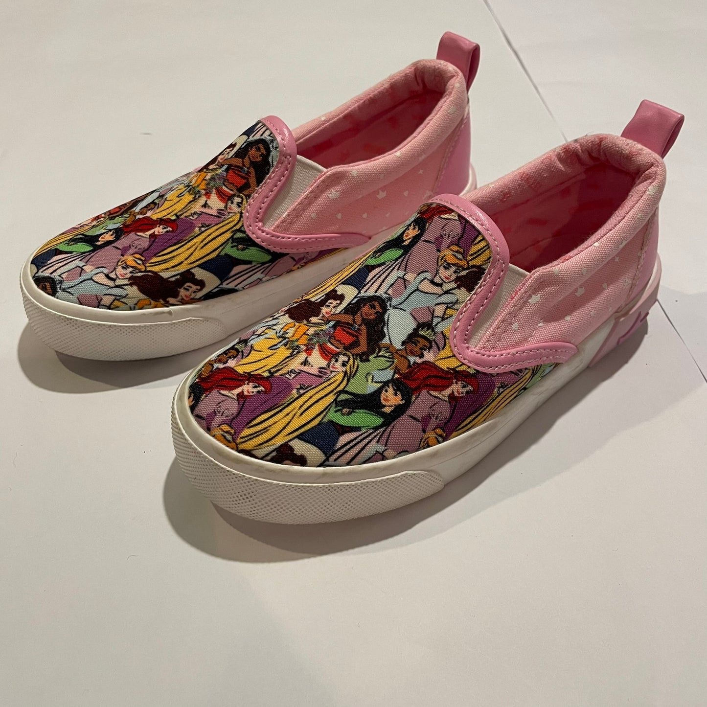 #126 Girls Disney Princess Slip On Shoes sz 12 NEW without tag