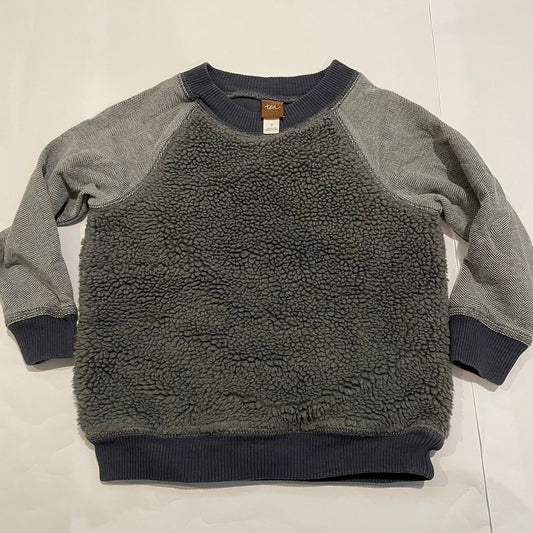#126 Boys Tea sz 3T Navy/Gray thick sweater VGUC