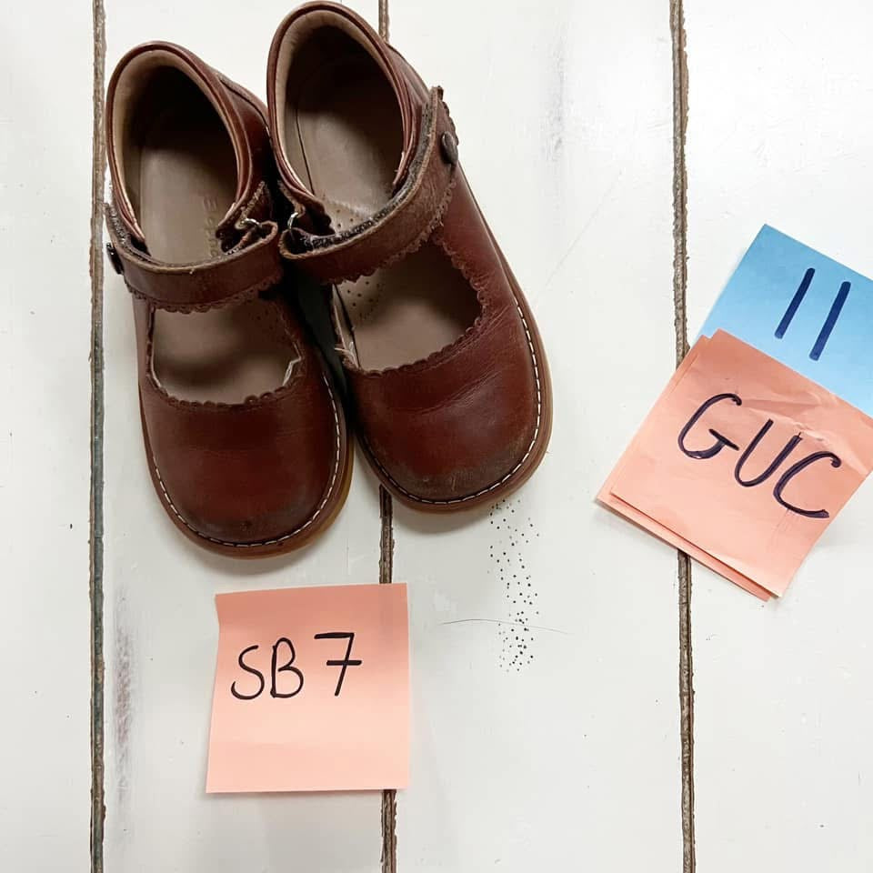 Seller 196 elephatito Mary Jane’s 11