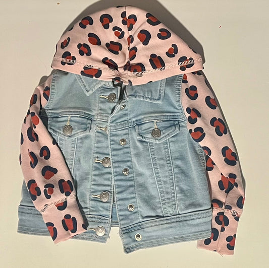 #32 Girls 18 month Cat&Jack printed denim jacket