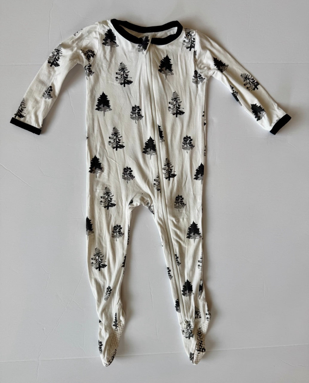#190 REDUCED Kyte 12-18m Bamboo Footie Tree Sleeper