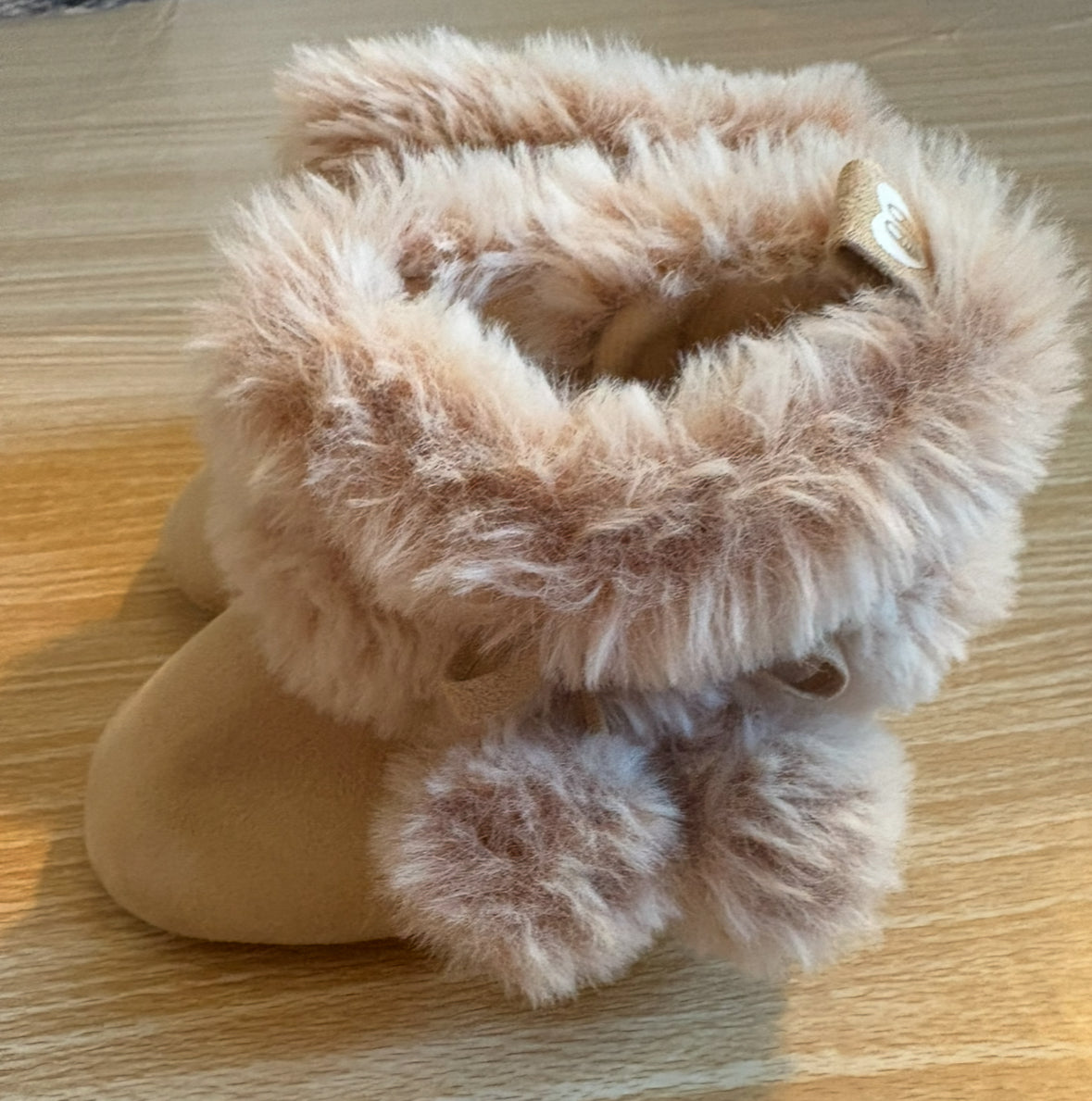 #102 Stepping Stones Furry Ankle Baby Girl Boots Size 3