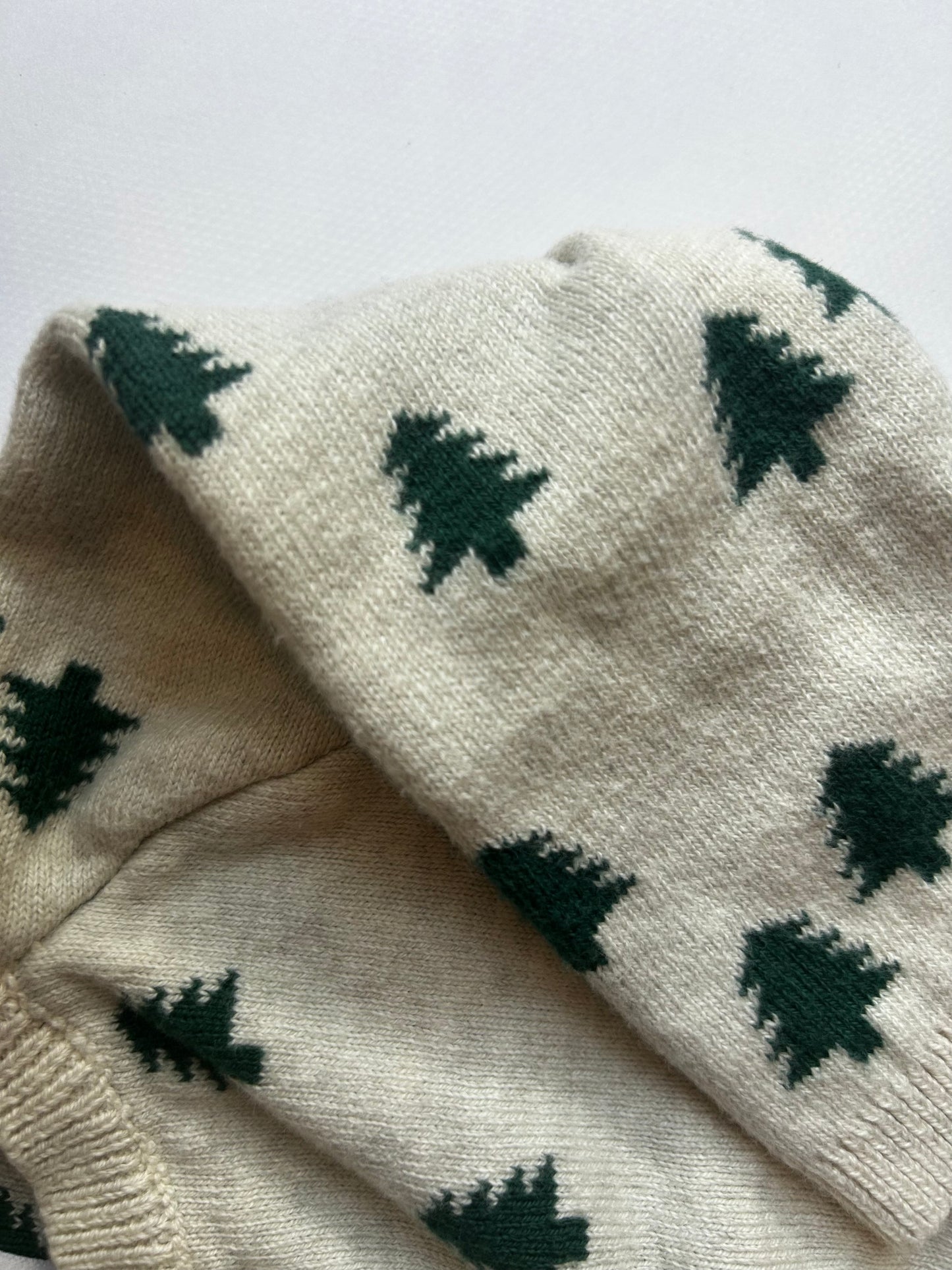 Seller #21 Carters winter trees size 3mo one piece sweater