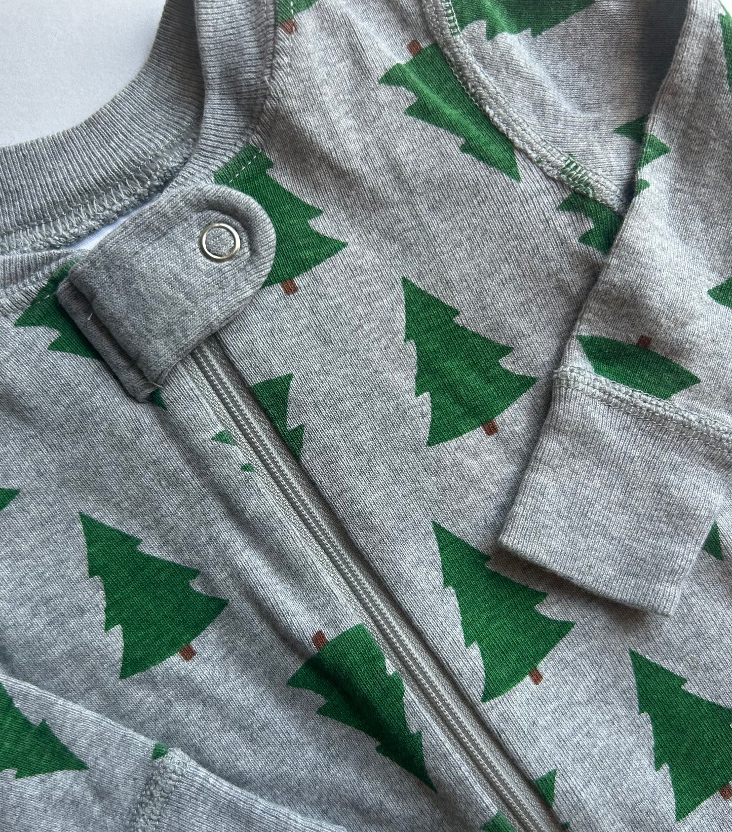 Seller #21 Hanna Andersson 3-6mo Holiday Tree zippy gray