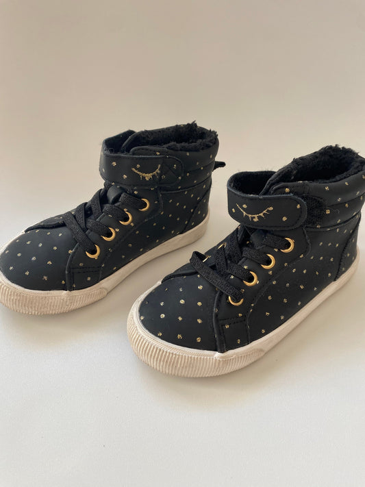 #117, H&M black boots with gold polka dots, girls shoe 8c, VGUC