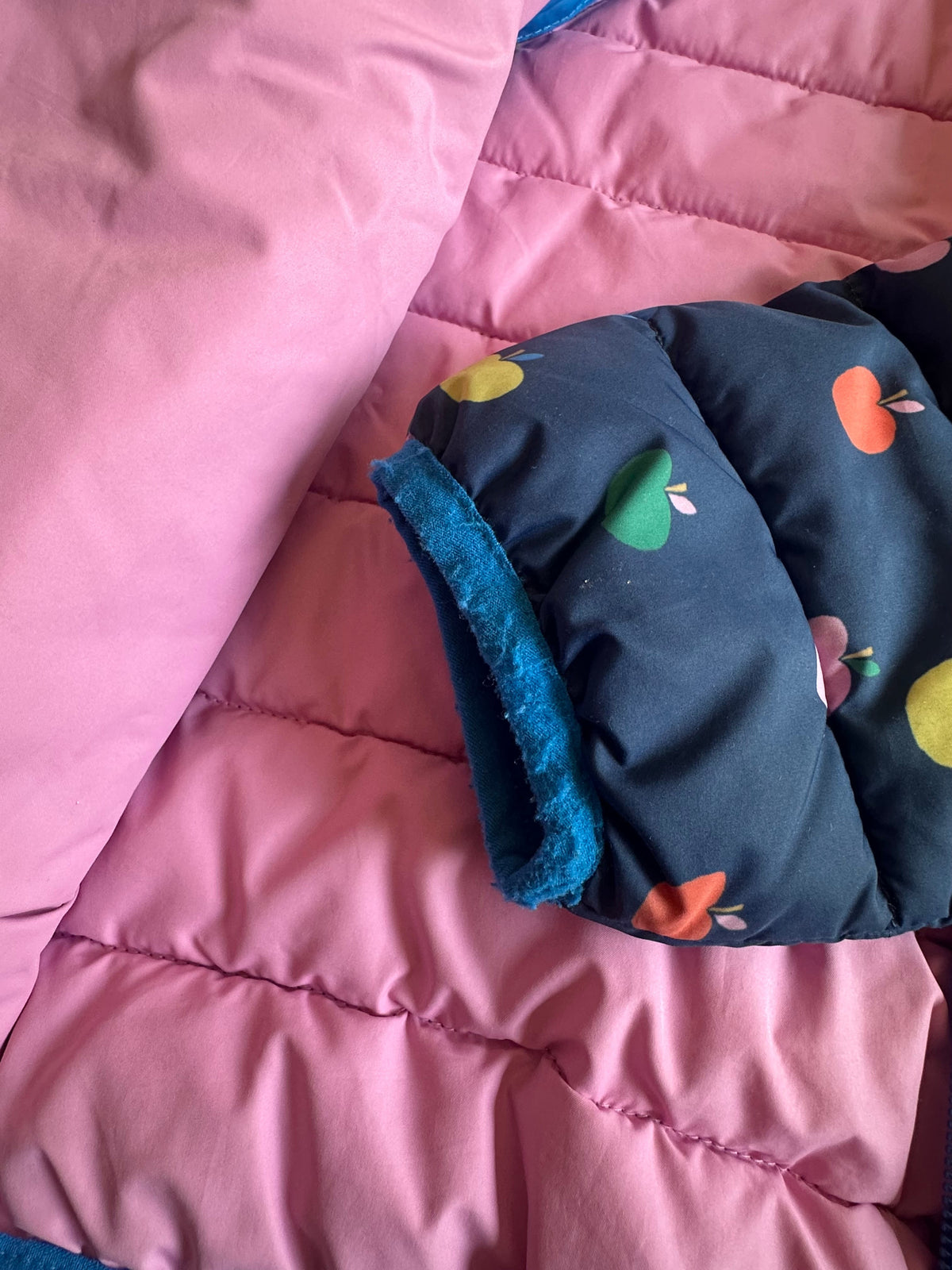 Seller #58 Girls Mini Boden apple coat size 3-4 (1 of 2)