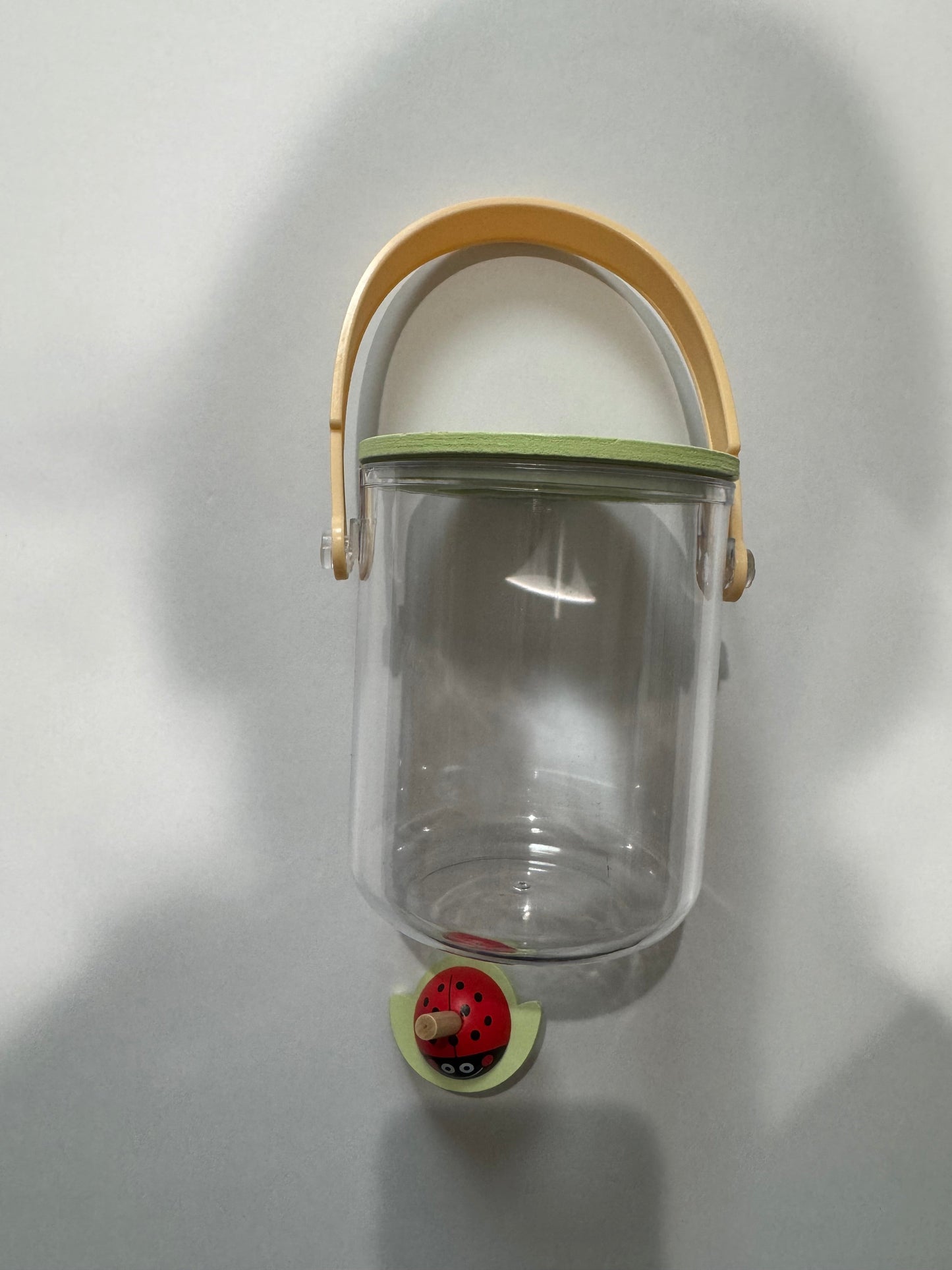 REDUCED #92 NEW toy bug catcher with magnifying lid