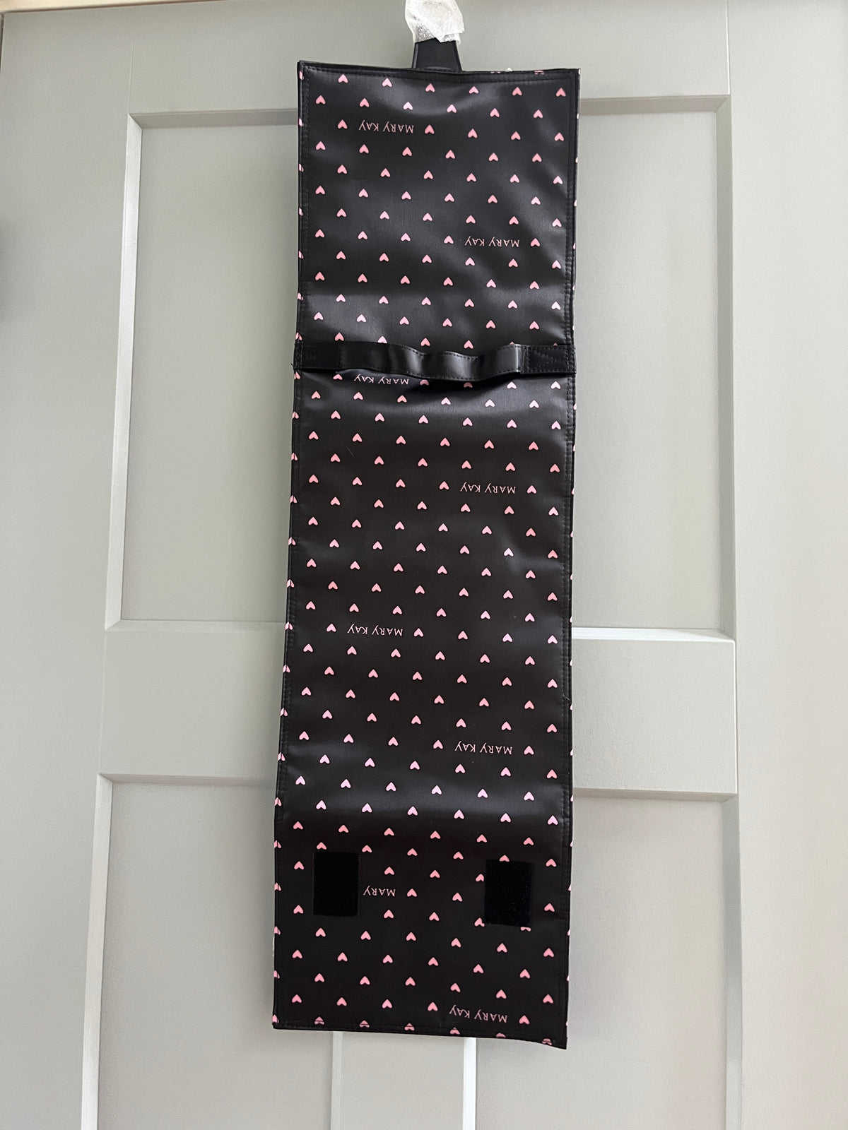 135 Mary Kay BNWT, Travel cosmetic bag