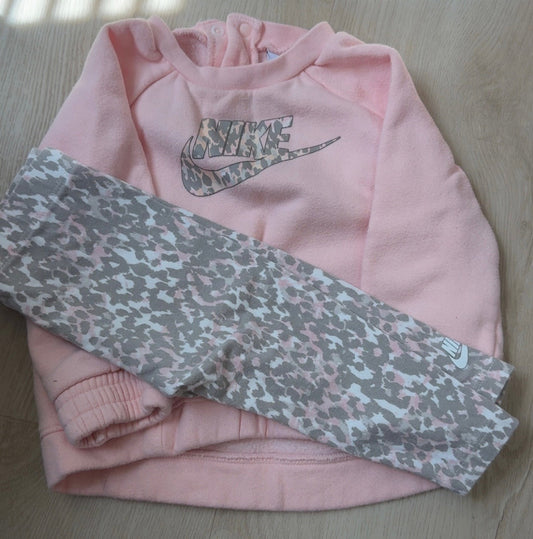 REDUCED! #49 Girls 12 months Nike pink 2 piece outfit GUC