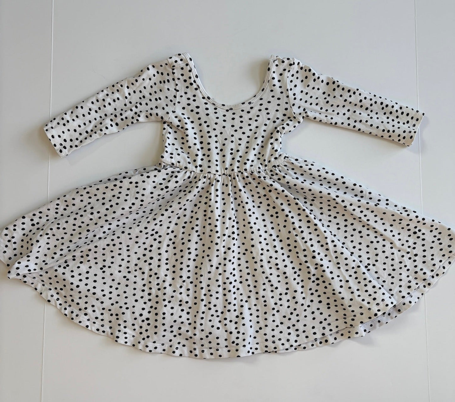 Seller #105 - Size 3T Girls Alice and Ames Black & White Polka Dot Long Sleeve Dress GUC