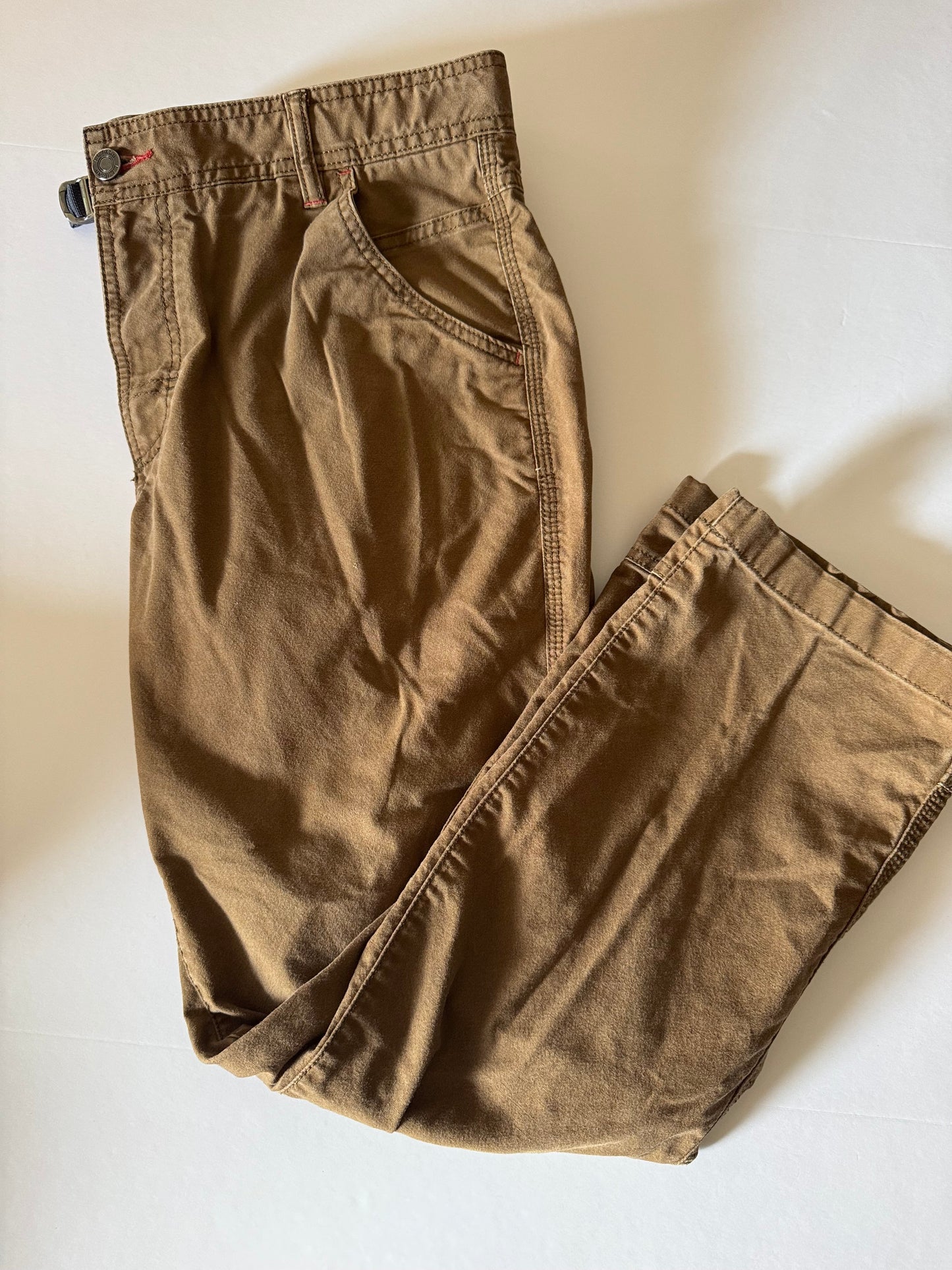 REDUCED #92 Ll bean men’s 35 w 29 in tan brown long pants. Like new