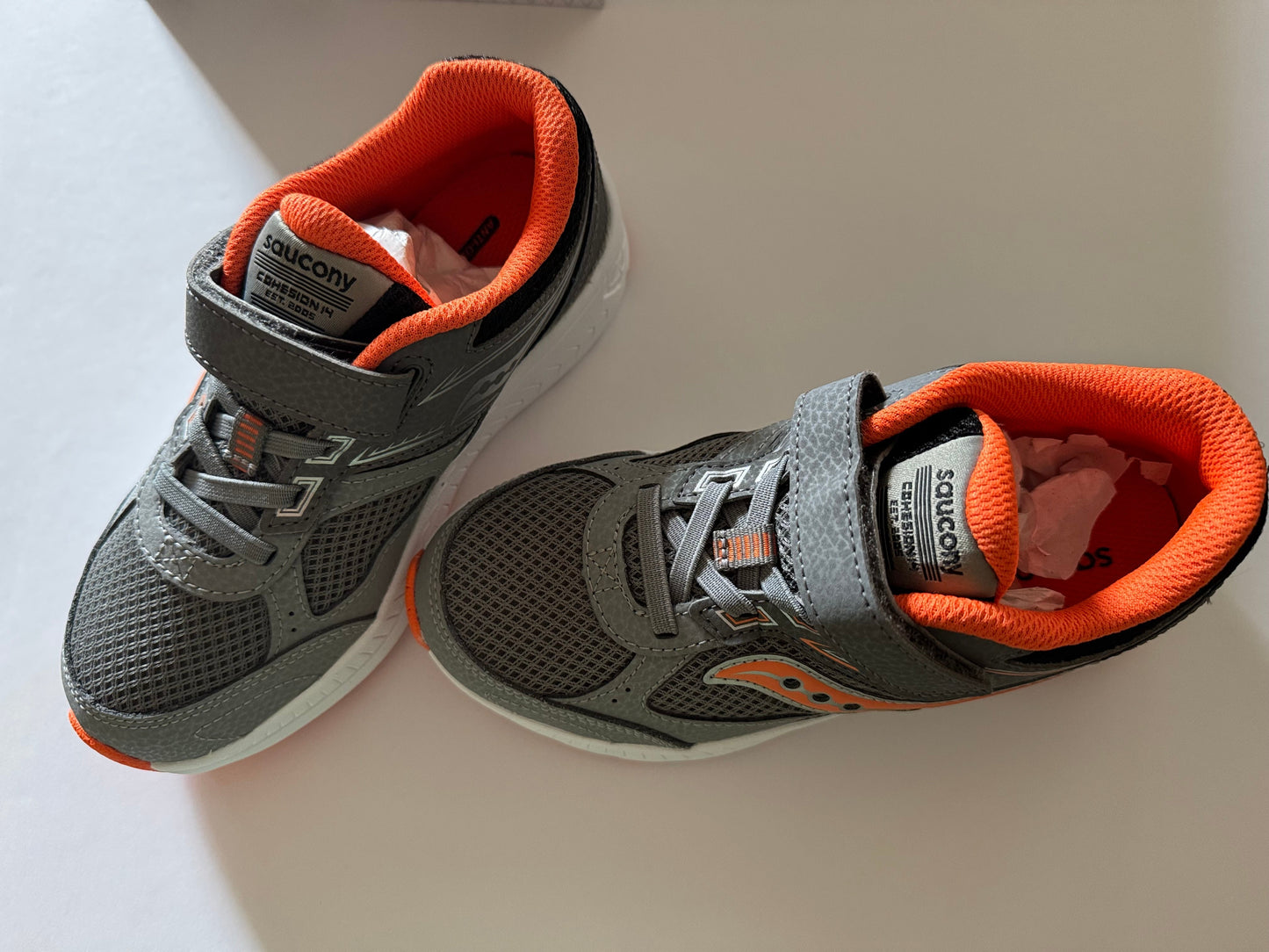 # 92 boys NEW size 1 W Saucony gray and orange sneaker