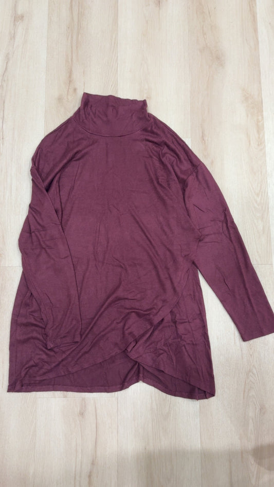 REDUCED! #49 Old Navy maternity/nursing maroon top size XL VGUC