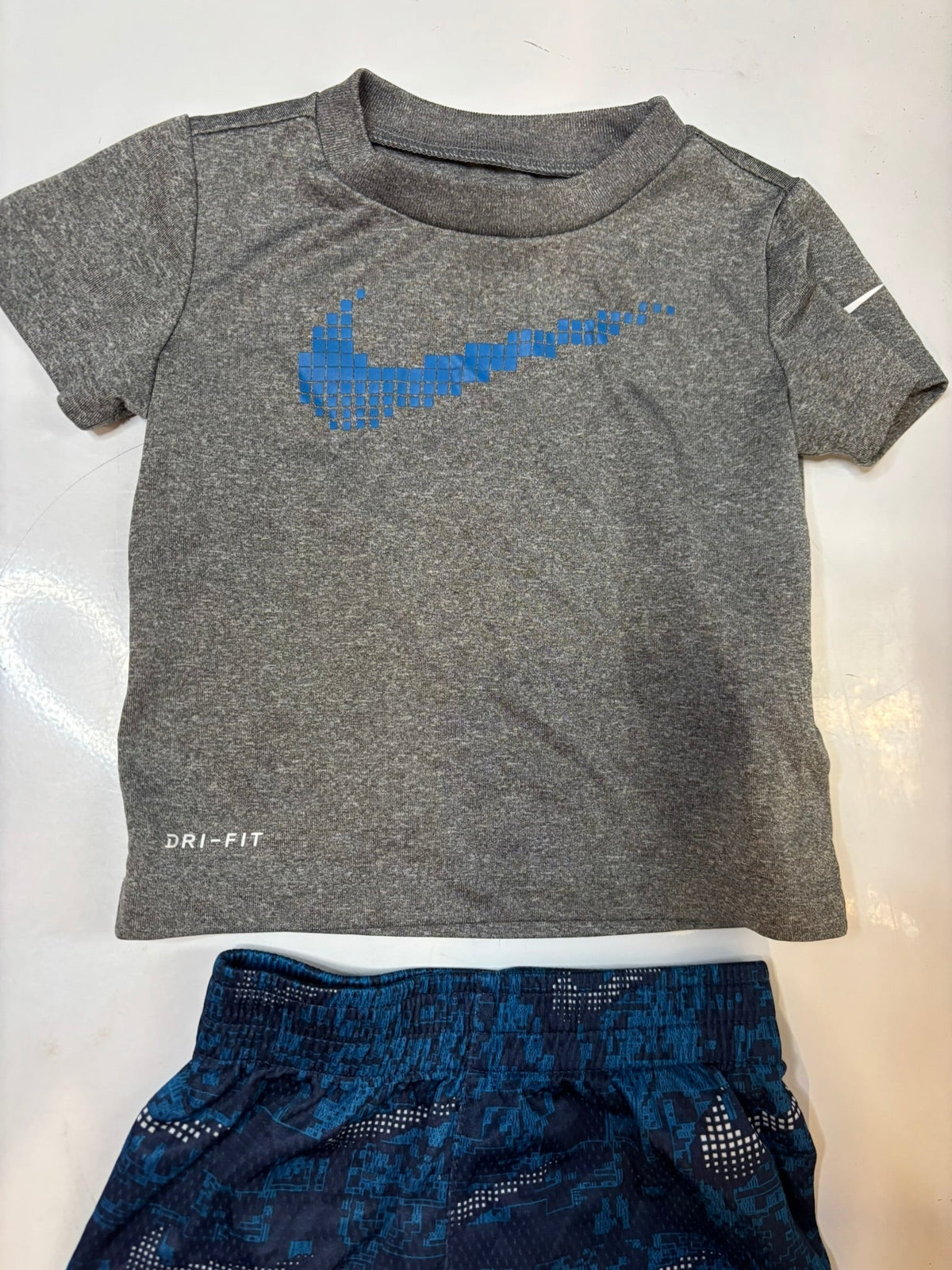 #90: Nike Dri-FIT 2-Piece Outfit – 12 Months